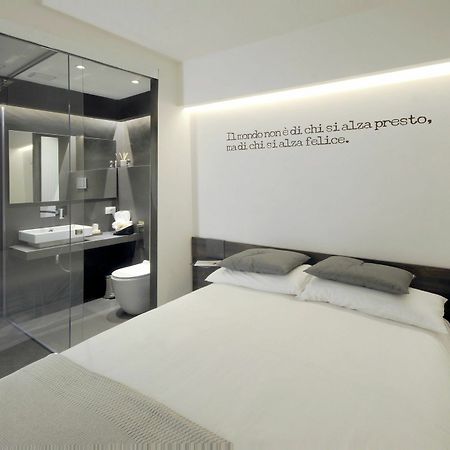 Emilia Suite Design Modena Buitenkant foto