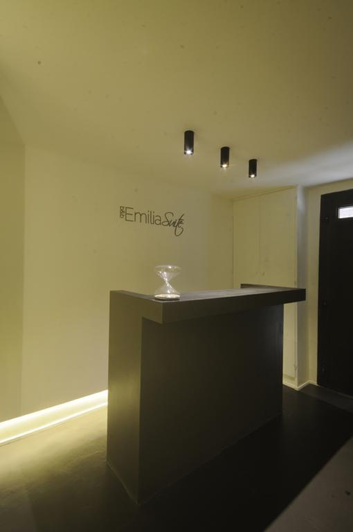 Emilia Suite Design Modena Buitenkant foto