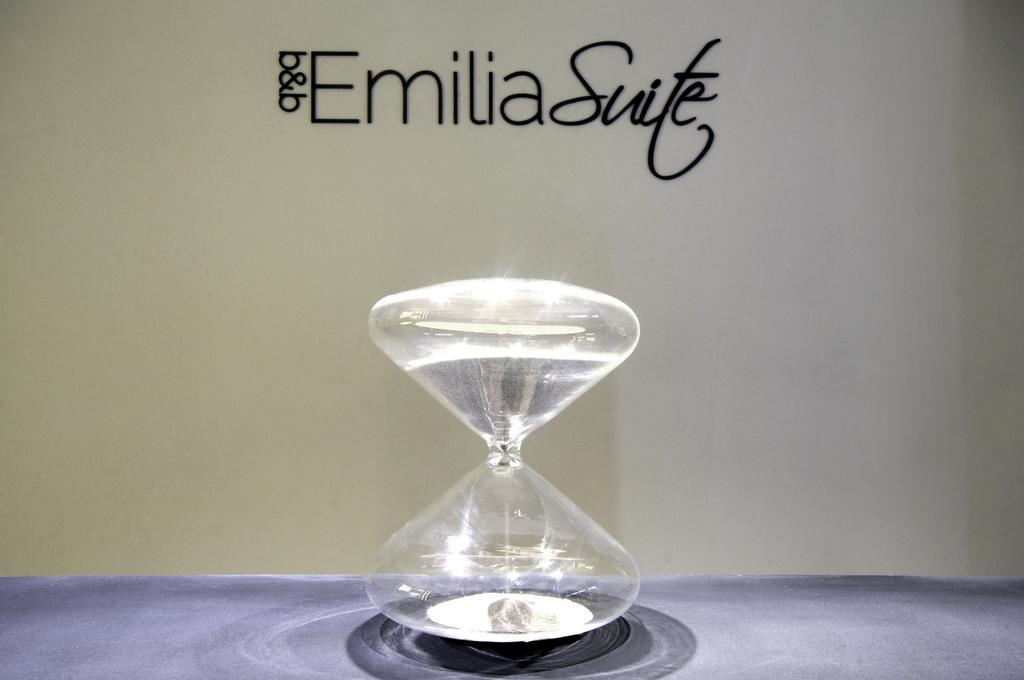 Emilia Suite Design Modena Buitenkant foto