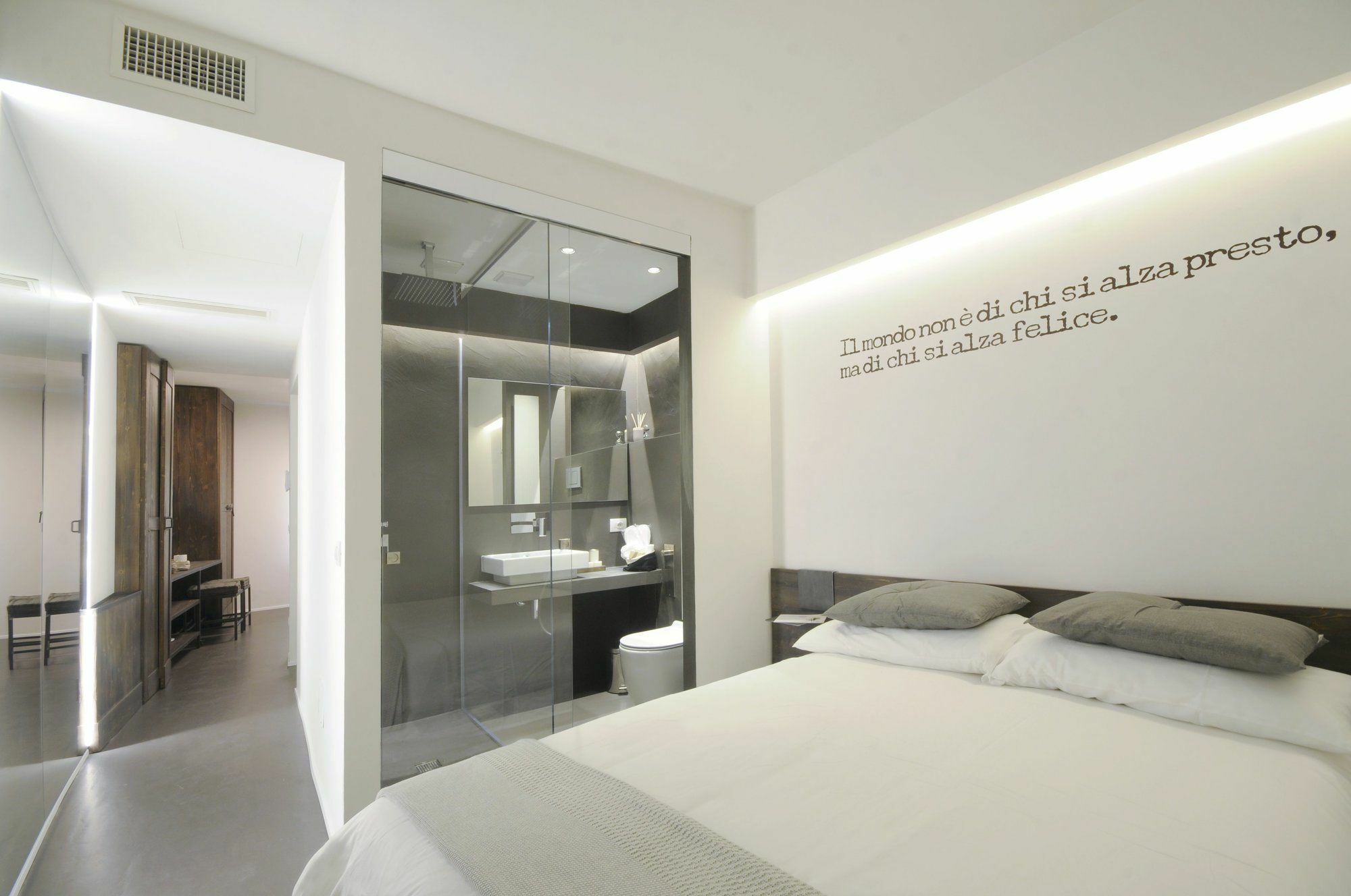 Emilia Suite Design Modena Buitenkant foto